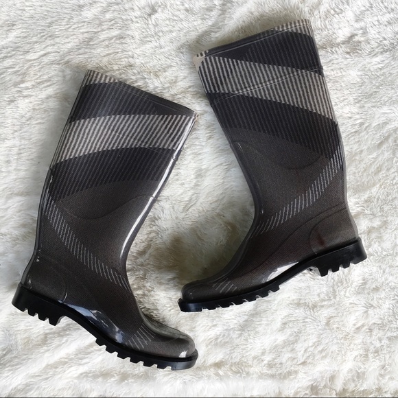 Burberry Shoes - Burberry Gray Wellington Rain Boots